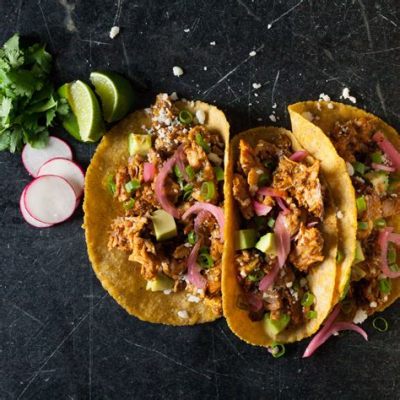  Cochinita Pibil: Savoring a Symphony of Smoky Citrus and Slow-Roasted Pork Perfection!